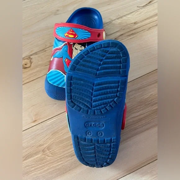 Lightning Superman Crocs - Picture 7 of 9